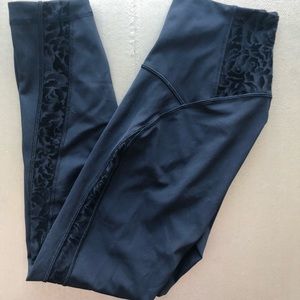 Lululemon meant to move 7/8 lace tight!